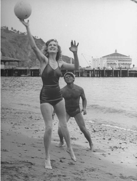 Ooh La La Now we're Getting Someplace Catalina 1941
